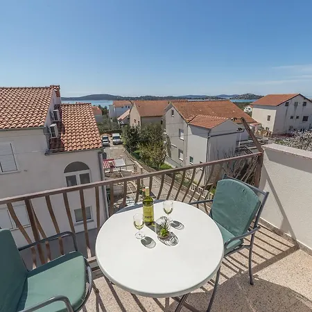 Apartman Valentino *