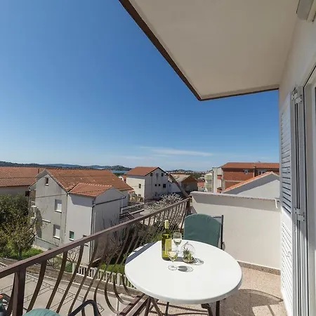 Valentino Apartman